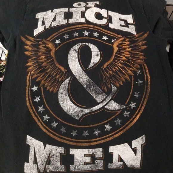 *HOST PICK!* Of Mice and Men Band Tee - Picture 3 of 3